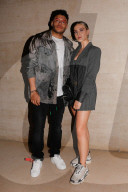 PEOPLE - Promis an der Paris Fashion Week