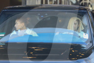 PEOPLE - Justin Bieber hat den vollen Durchblick am Steuer