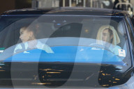 PEOPLE - Justin Bieber hat den vollen Durchblick am Steuer