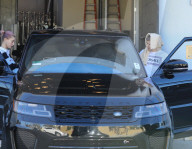 PEOPLE - Justin Bieber hat den vollen Durchblick am Steuer