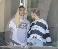 PEOPLE - Justin Bieber hat den vollen Durchblick am Steuer