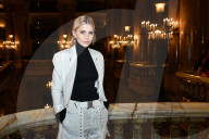 PEOPLE - Paris Haute Couture: Promis bei Schiaparelli