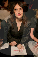 PEOPLE - Paris Haute Couture: Promis bei Schiaparelli