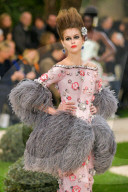 PEOPLE - Haute Couture Paris: Promis bei Chanel
