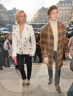 PEOPLE - Promis während der 'Haute Couture' in Paris