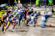 FEATURE - Eislaufmarathon auf Natureis in Haaksbergen