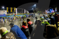 FEATURE - Eislaufmarathon auf Natureis in Haaksbergen