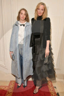 PEOPLE - Promis bei Armani Haute Couture Show in Paris