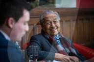 NEWS - Mahathir Mohamad zu Besuch an der Oxford Union