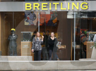 EXKLUSIV - Brad Pitt's Bruder Doug mit der Familie auf Schoppingtour in LA 