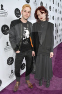 PEOPLE - Promis an der Art Show Gala in Los Angeles