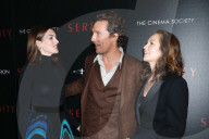 PEOPLE - Matthew McConaughey mit Anne Hathaway an der Premiere von 'Serenity' in New York 