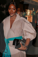 EXKLUSIV - Naomi Campbell unterwegs zum Valentino Dinner