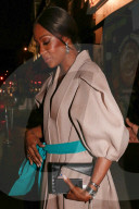 EXKLUSIV - Naomi Campbell unterwegs zum Valentino Dinner