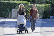 EXKLUSIV - Josh Brolin und Kathryn Boyd mit ihrem Baby Westlyn in Malibu unterwegs