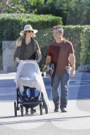EXKLUSIV - Josh Brolin und Kathryn Boyd mit ihrem Baby Westlyn in Malibu unterwegs