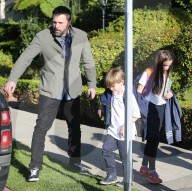 PEOPLE - Ben Affleck holt seine Kinder von der Schule ab in Santa Monica