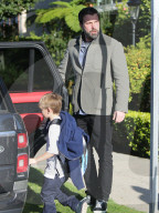 PEOPLE - Ben Affleck holt seine Kinder von der Schule ab in Santa Monica