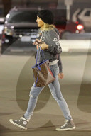 EXKLUSIV - Heather Locklear mit Chris Heisser nachts an der Tankstelle