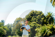 PEOPLE - Australian Open: Novak Djokovic posiert mit dem Pokal