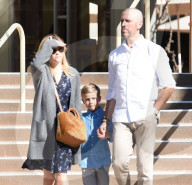 EXKLUSIV - Reese Witherspoon geht mit Jim Toth und Tennessee in die Kirche