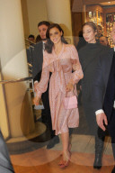 EXKLUSIV -  Irina Shayk macht Werbung für Marc Jacobs in Moskau