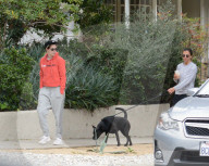 PEOPLE - Kristen Stewart führt ihren Hund Gassi in LA