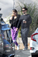 EXKLUSIV - Tobey Maguire und Tatiana Dieteman in Venice unterwegs