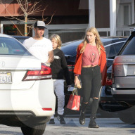 EXKLUSIV - Chris Martin mit Apple und Moses in Brentwood unterwegs