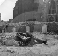 RETRO - Siesta in London in den 50er Jahren
