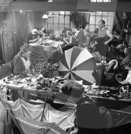 RETRO - Schirmfabrik in den 50er Jahren