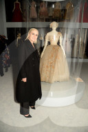 PEOPLE - London: Promis am Dinner zur 'Christian Dior: Designer of Dreams' Ausstellung im V&A Museum