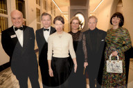 PEOPLE - London: Promis am Dinner zur 'Christian Dior: Designer of Dreams' Ausstellung im V&A Museum