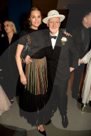 PEOPLE - London: Promis am Dinner zur 'Christian Dior: Designer of Dreams' Ausstellung im V&A Museum
