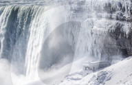 FEATURE - Die gefrorenen Niagara-Fälle 