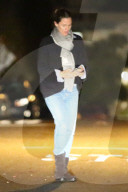 EXKLUSIV - Jennifer Garner verlässt das Haus von Freund John