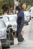 EXKLUSIV - Keanu Reeves im Schlabber-Look in L.A. unterwegs