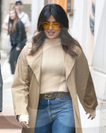 PEOPLE - Priyanka Chopra hat den vollen Durchblick