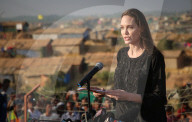 PEOPLE - Angelina Jolie besucht grÃ¶sstes FlÃ¼chtlingslager der Welt