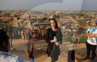 PEOPLE - Angelina Jolie besucht grÃ¶sstes FlÃ¼chtlingslager der Welt