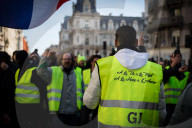 NEWS - Zehntausende Gelbwesten protestieren in Frankreich