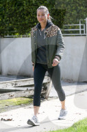 EXKLUSIV - Jamie Chung joggt durch die Nachbarschaft
