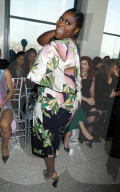 PEOPLE - Promis bei der Christian Siriano Modenschau