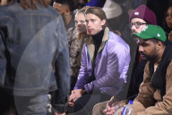 PEOPLE - Promis bei der John Elliott Modenschau