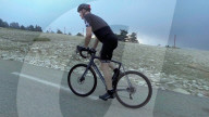 FEATURE - Alles ohne Sattel: Amateur radelt härteste Etappe der Tour de France auf den Mont Ventoux
