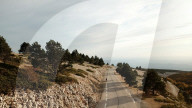 FEATURE - Alles ohne Sattel: Amateur radelt härteste Etappe der Tour de France auf den Mont Ventoux