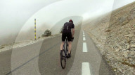 FEATURE - Alles ohne Sattel: Amateur radelt härteste Etappe der Tour de France auf den Mont Ventoux