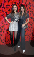 PEOPLE - Promis bei der Alice and Olivia Modenschau