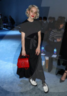 PEOPLE - Promis bei der 3.1 Phillip Lim Modenschau in New York