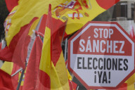 NEWS - Zehntausende Spanier demonstrieren gegen die sozialistische Minderheitsregierung